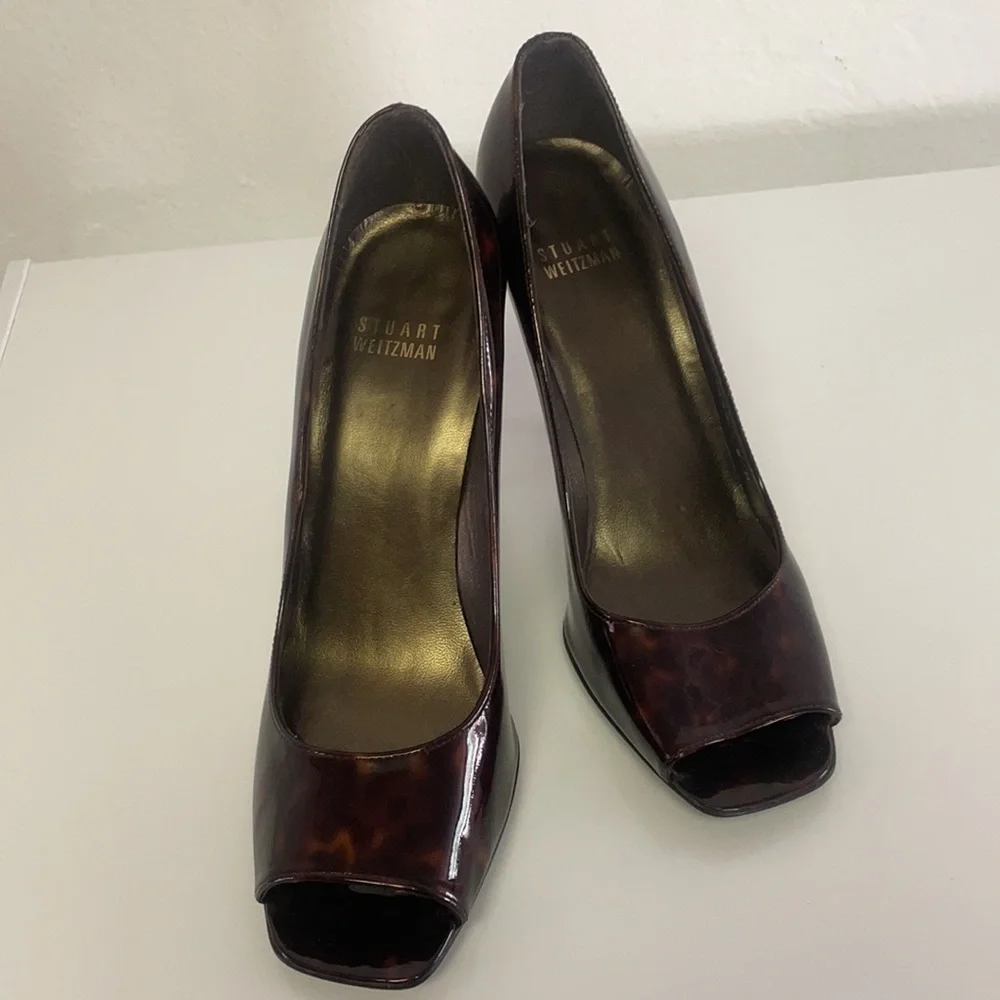 Stuart Weizmann career office square toe heels in turtoise shell size 8